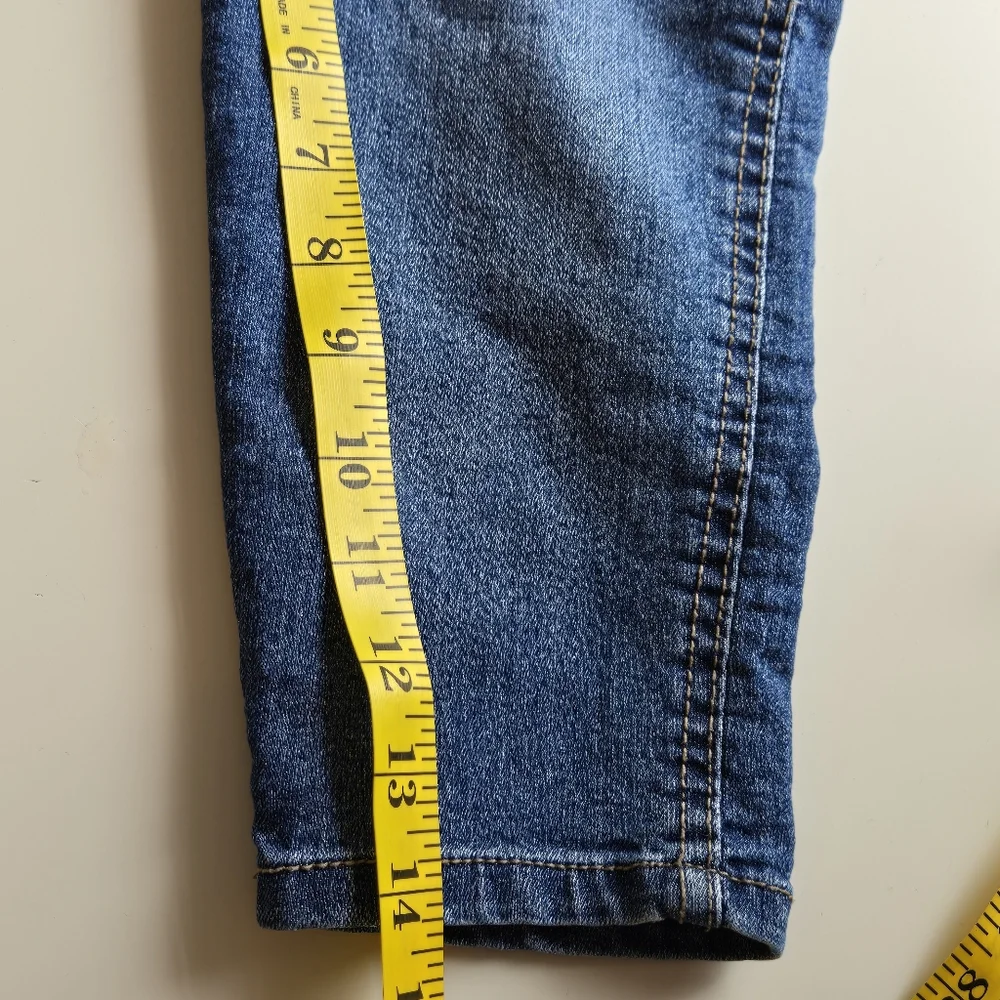 Oshkosh B'Gosh Overalls Denim Blue And White Striped Straps 2T Boys Girls Unisex